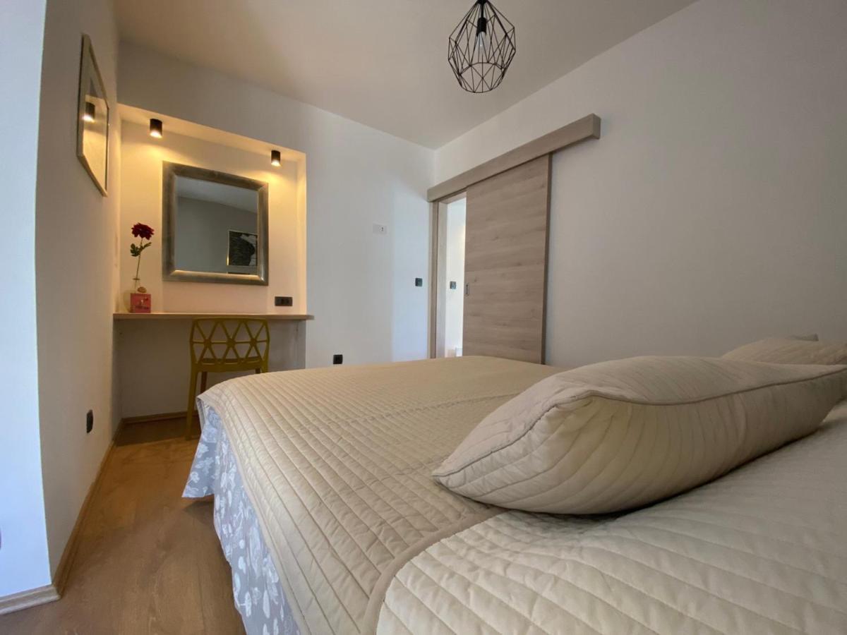 Apartments Fantasia PUY Exterior foto